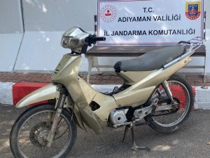Motosiklet Hırsızları Jandarmadan Kaçamadı