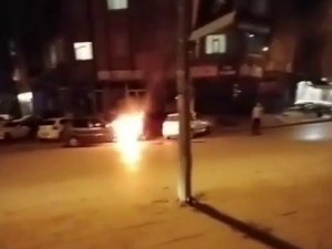 Seyir Halindeki Araç Bir Anda Alev Topuna Döndü