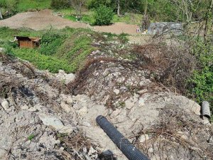 Bin 500 Haneli Mahallenin Kanalizasyonu Bu Dereye Akıyor