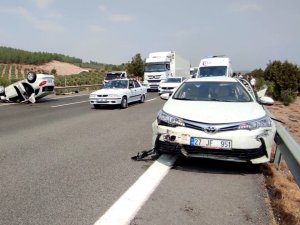 Tag Otoyolunda İki Otomobil Çarpıştı: 5 Yaralı