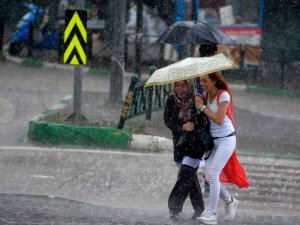 Doğu Karadeniz Kıyılarında Kuvvetli Yağışlara Dikkat!