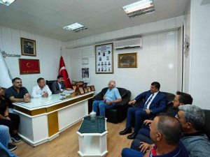 Fadıloğlu İle Erdoğan Matbaa Ve Kuaför Temsilcileriyle Buluştu