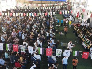 Şam Üniversitesi’nde Mezuniyet Sevinci