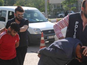 Darbedilerek Öldürülen Gencin Cinayetiyle İlgili Gözaltına Alınan Şüphelilerden 3’ü Tutuklandı
