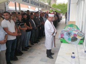 Eski Eşinin Öldürdüğü Kadın Gözyaşları Arasında Defnedildi