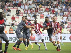 Spor Toto Süper Lig: Sivasspor: 0 - Fatih Karagümrük: 0 (Maç Sonucu)