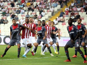 Sivasspor Ligdeki 3. Beraberliğini Aldı