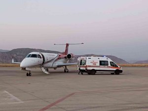 Ambulans Uçak 3 Kişiyi Ankara Ve Antalya’ya Taşıdı
