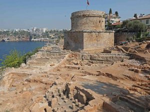 Hıdırlık Kulesi’nde Arkeolojik Kazılarda Sona Yaklaşıldı