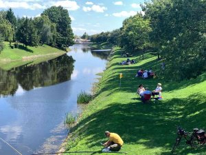 Sandalyesini Alan Kentpark’a Koştu
