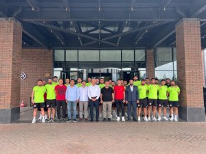 Başkan Yıldırım Ve Başkan Yaman Bilecikspor’u Ziyaret Etti