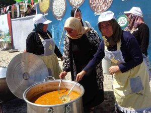 Fasulye Festivali’nde Kazanlar Kaynadı
