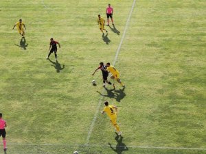 Bayburt Özel İ̇darespor Evinde 24erzincan’a 1-0 Yenildi