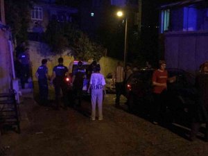 Evini Yakmak İstedi, İçeriden Güçlükle Çıkarıldı