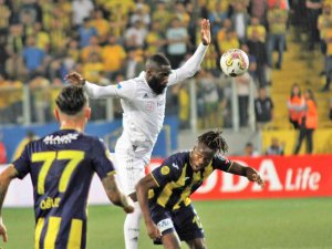 Spor Toto Süper Lig: Mke Ankaragücü: 0 - Beşiktaş: 0 (Maç Devam Ediyor)
