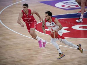 A Milli Erkek Basketbol Takımı, İki Uzatmaya Giden Maçta Gürcistan’a Yenildi