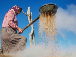 Mersin’in Köylerinde Kış Hazırlığı Başladı