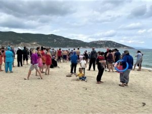 Erdek’te Denize Giren Genç Hayatını Kaybetti