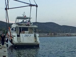 Avşa Adası’nda Batma Tehlikesi Geçiren Yat Kurtarıldı