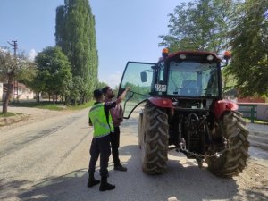 Traktör Ve Tarım Araçlarına Yönelik Denetim Gerçekleştirdi