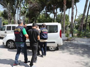 Fuhuş Operasyonunda 2 Kişi Tutuklandı