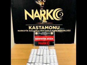 130 Adet Sentetik Hap İle Yakalanan Şahıslar Gözaltına Alındı