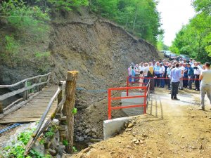Akkuş’ta Mahallenin İki Yakası Köprü İle Buluşturuldu