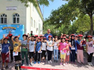 Başkan Altay 40 Gün Sabah Namazına Camiye Giden Çocuklara Bisikletlerini Hediye Etti