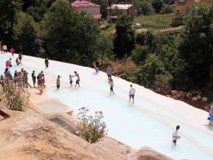 Göksu Travertenleri Giresun’un Pamukkale’si Oldu
