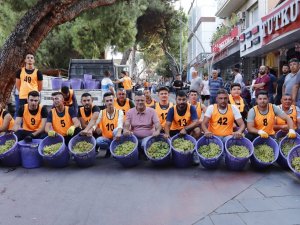 Manisa Üzümünü Tanıtmak İçin Koştular