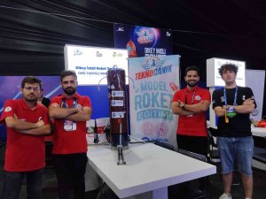 Canik Belediyesi’nin Desteklediği Roket Takımı 3. Oldu