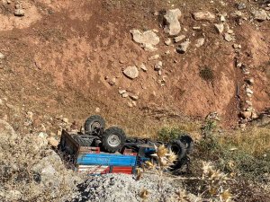 Siirt’te Tarım Aracı Devrildi: 1’i Ağır 3 Yaralı