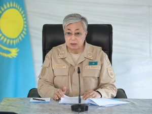 Tokayev: "Hükümet İki, İki Buçuk Ay İçerisinde Sizlere Eskisinden Daha İyi Yeni Evler Yapacak"