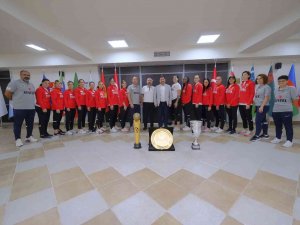 Süper Kupa’nın Şampiyonlarından Başkan Vidinlioğlu’na Ziyaret