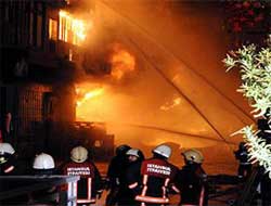 İstanbul alev alev yanıyor