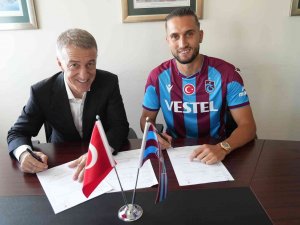 Yusuf Yazıcı İmzayı Attı