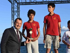 Türk Yelkencilerden Büyük Başarı
