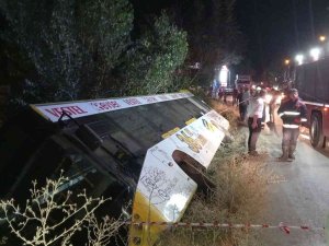 Malatya’da Yolcu Otobüsü Yan Yattı: 4 Yaralı