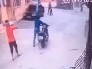 Demir Makaslı Ve Silahlı Hırsızlık Anları Güvenlik Kamerasına Yansıdı