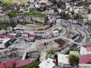 Bitlis’in Tarihi Yapıları Tek Tek Gün Yüzüne Çıkarılıyor