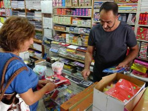 Kırtasiye Ürünlerinin Kimyasallara Maruz Kalması Solunum Yolu, Kısıklık Hatta Kansere Davetiye Çıkarıyor