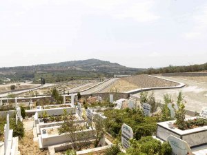 Tarsus Sucular Şehir Mezarlığı Tamamlandı