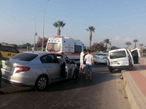 Antalya’ya Tatile Gelen Kuzenler, Dönüş Yolunda Birbirlerine Çarptı