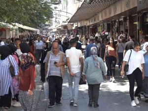 Gaziantep’te Kavurucu Sıcaklıklar Etkili