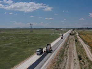 Karatay’da Yol Çalışmaları Devam Ediyor