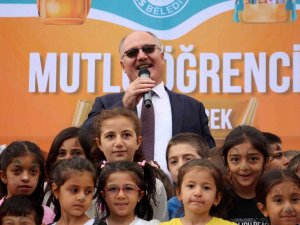 6 Bin Öğrenciye Eğitim Desteği