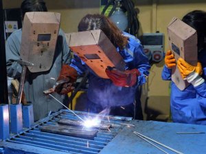 Ko-mek’te 359 Farklı Branşta Eğitim Verilecek