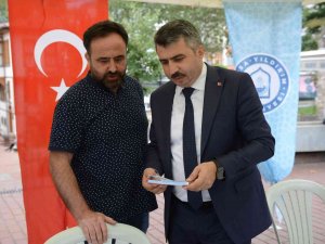 Yıldırım’da Eski Kitaplar Kırtasiye Çekine Dönüşüyor