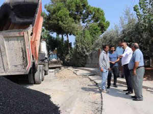 Toroslar’da Alt Yapı Çalışmaları Biten Yollar Asfaltlanıyor