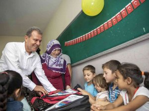 Mersin Büyükşehir Belediyesi 18 Bin Okul Çantası Dağıtacak